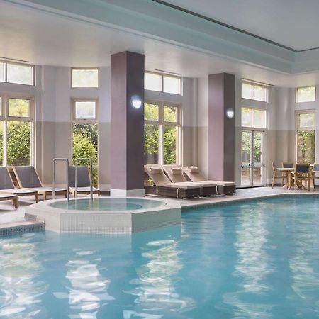 Doubletree By Hilton Dartford Bridge Hotel Ngoại thất bức ảnh